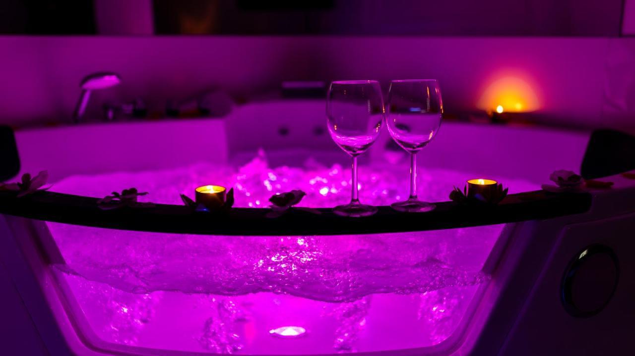 Zamoyskiego Jacuzzi Apartment Krakov Exteriér fotografie